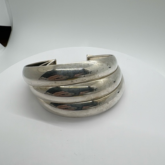Vintage Sterling silver 925 cuff bracelet signed.​​ - Picture 4 of 9